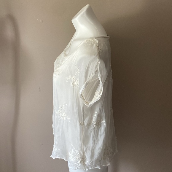 Angela Moda Women’s Off White Eyelet Floral Sheer Short Sleeve Blouse Size Large - Picture 3 of 8